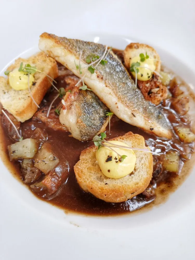 Filet de Poisson Façon Bouillabaisse